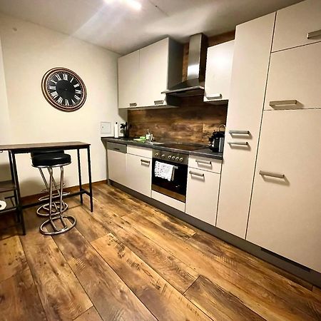 # One Apartment'S / Parkplatz / Schlossplatz Кобург Экстерьер фото